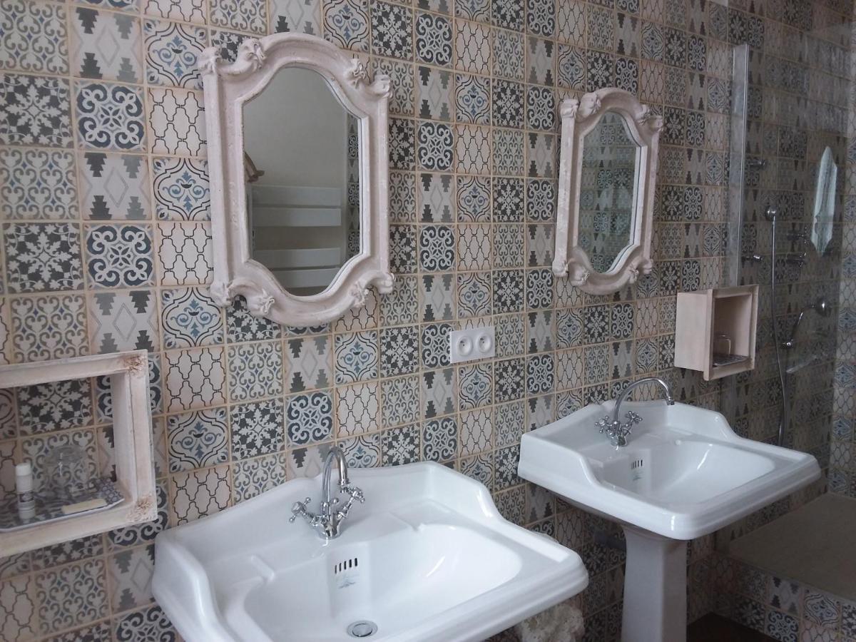 Unverre Manoir De La Camusiere B&B 외부 사진