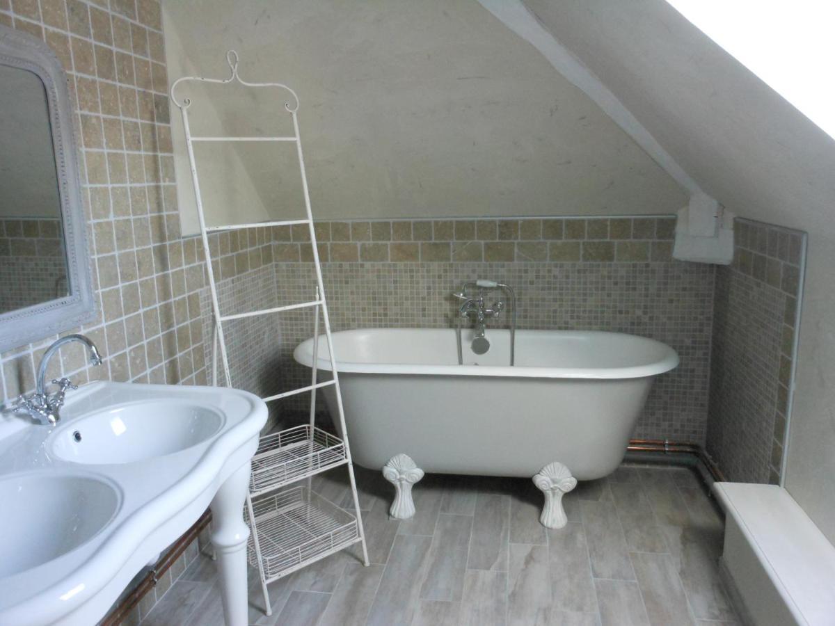Unverre Manoir De La Camusiere B&B 외부 사진